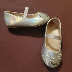Children's Place Silver Cat Mary Jane Shoes Toddler Girls Size 5